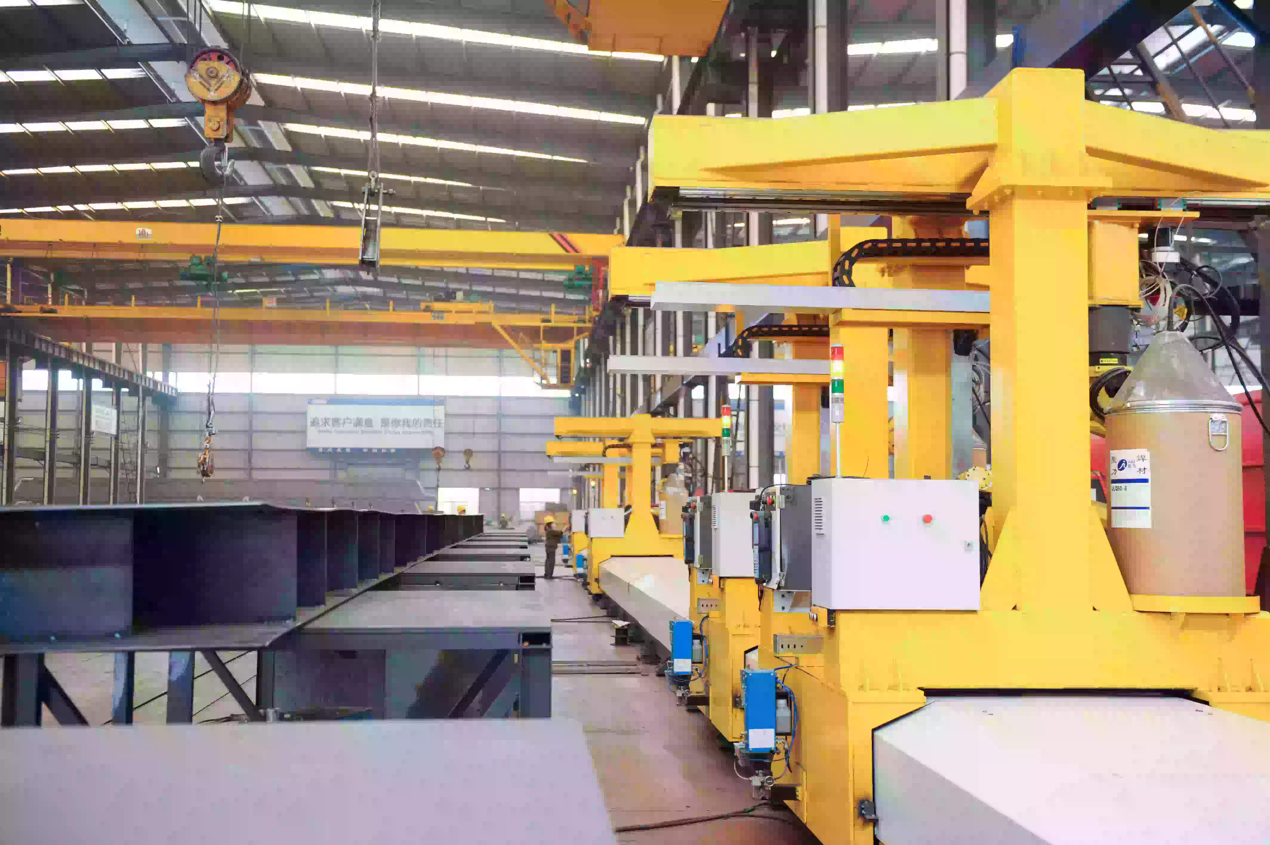 Fully automatic double girder main girder inner seam robot welding workstation